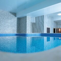 Гостиница Garden Park Inn бассейн