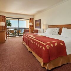 Отель Porto Mare - PortoBay Португалия, Фуншал - отзывы, цены и фото номеров - забронировать отель Porto Mare - PortoBay онлайн комната для гостей фото 4
