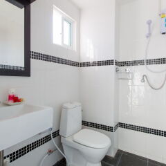 Апартаменты Patong Studio Apartments ванная
