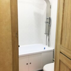 Гостиница Hanaka on Kluchevaya 20 в Москве отзывы, цены и фото номеров - забронировать гостиницу Hanaka on Kluchevaya 20 онлайн Москва ванная
