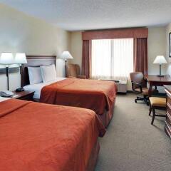 Отель Country Inn & Suites Queensbury комната для гостей фото 5