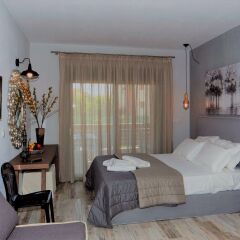 Отель Alegria Suites комната для гостей
