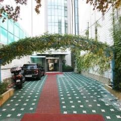 Отель Amiga Inn Seoul парковка