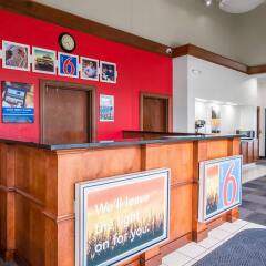 Отель Motel 6 Columbus OSU США, Колумбус - отзывы, цены и фото номеров - забронировать отель Motel 6 Columbus OSU онлайн интерьер отеля фото 2