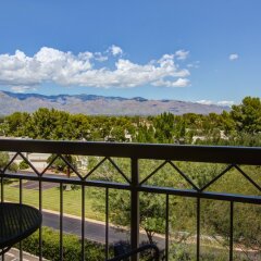 Отель Radisson Suites Tucson балкон