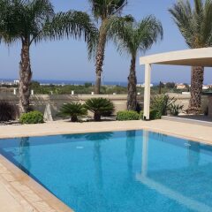 Отель Noufaro Luxury Villa бассейн фото 3