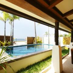 Отель The Sea House Beach Resort бассейн фото 3