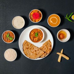 OYO 14565 Hotel Snazzy питание