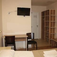 Arkadia Hotel & Hostel комната для гостей