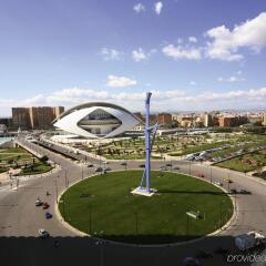 Отель Barceló Valencia Испания, Валенсия - 1 отзыв об отеле, цены и фото номеров - забронировать отель Barceló Valencia онлайн спортивное сооружение