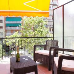 Отель Click&Flat Eixample Izquierdo Apartments Испания, Барселона - отзывы, цены и фото номеров - забронировать отель Click&Flat Eixample Izquierdo Apartments онлайн балкон