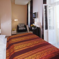 EA Hotel Mánes комната для гостей фото 4