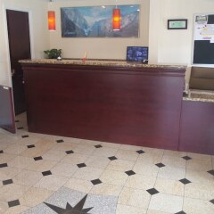 Отель Holiday Motel Oakdale интерьер отеля фото 2