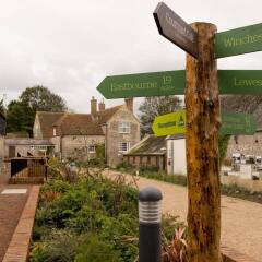 Отель YHA South Downs