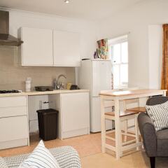 Отель 1 Bedroom Kemptown Flat in Prime Location Close to Sea Кемптаун фото 10