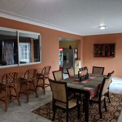 Отель Rockhampton Retreat Guest House гостиничный бар