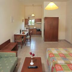 Nissiana Hotel & Bungalows в номере фото 2