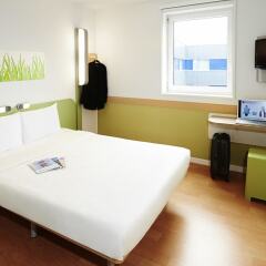 Отель ibis budget Paris La Villette 19ème удобства в номере фото 2