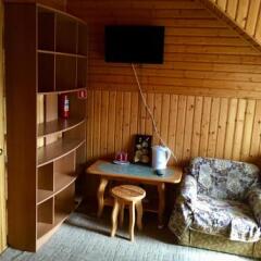 Гостиница Holiday House Aveliya в Ае отзывы, цены и фото номеров - забронировать гостиницу Holiday House Aveliya онлайн Ая