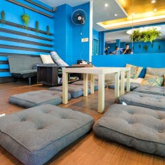 Отель BGW Phuket интерьер отеля