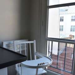 Апартаменты Spacious 2 Bedroom Apartment in Paris 2nd балкон
