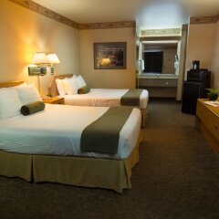 The Redwood Riverwalk Hotel комната для гостей фото 2