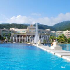 Отель Cactus Resort Sanya Китай, Санья - 8 отзывов об отеле, цены и фото номеров - забронировать отель Cactus Resort Sanya онлайн бассейн фото 2
