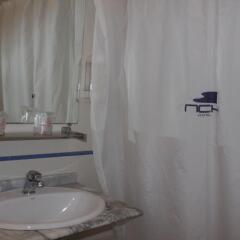 N.CH Hotel Torremolinos ванная