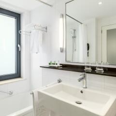 Отель NH Brussels Grand Place Arenberg ванная
