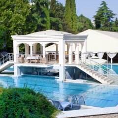 Парк-отель Porto Mare бассейн