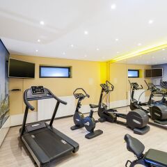 Отель NH Collection Frankfurt City фитнесс-зал фото 2