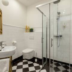 Отель Golden Prague Rooms Чехия, Прага - отзывы, цены и фото номеров - забронировать отель Golden Prague Rooms онлайн ванная