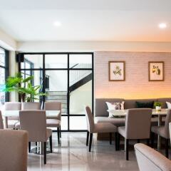 Отель B Stay Hotel Таиланд, Бангкок - отзывы, цены и фото номеров - забронировать отель B Stay Hotel онлайн питание