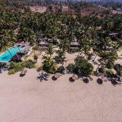 Отель Amara Ocean Resort пляж фото 2