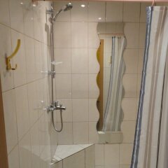 Гостиница Rain Hostel в Санкт-Петербурге отзывы, цены и фото номеров - забронировать гостиницу Rain Hostel онлайн Санкт-Петербург ванная