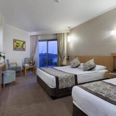 Отель Saphir Resort & Spa - All Inclusive Окурджалар комната для гостей