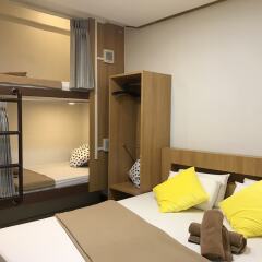 Express Hostel Бангкок комната для гостей фото 5