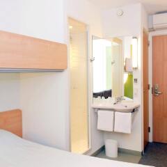Отель ibis budget Amsterdam Airport Нидерланды, Бадхевердорп - 4 отзыва об отеле, цены и фото номеров - забронировать отель ibis budget Amsterdam Airport онлайн удобства в номере