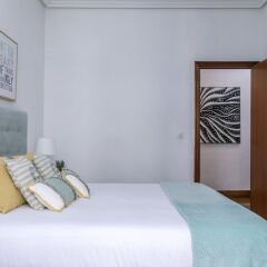 Отель Zubieta by Forever Rentals. 4 Bedroom Apartment. Wifi. Groups. 80m. Beach Испания, Сан-Себастьян - отзывы, цены и фото номеров - забронировать отель Zubieta by Forever Rentals. 4 Bedroom Apartment. Wifi. Groups. 80m. Beach онлайн комната для гостей фото 5