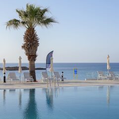 Отель Family Life Nausicaa Beach бассейн фото 2