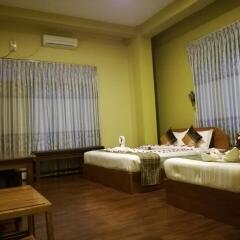 Gold Star Hotel комната для гостей
