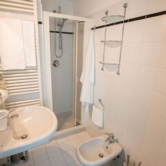Home Hotel - Santa Marta 6 Милан фото 22