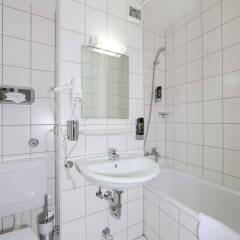 Отель A&O München Hauptbahnhof Германия, Мюнхен - - забронировать отель A&O München Hauptbahnhof, цены и фото номеров ванная