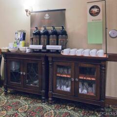 Отель Country Inn & Suites - Appleton North удобства в номере фото 2