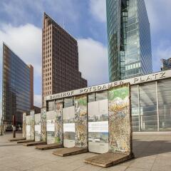 Отель Holiday Inn Express Berlin City Centre