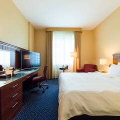 Отель Courtyard by Marriott Warsaw Airport удобства в номере фото 2