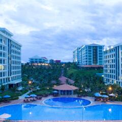 Отель Golden Peak Resort & Spa Камрань бассейн фото 3