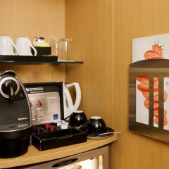 Отель Novotel Greenwich Лондон удобства в номере фото 2