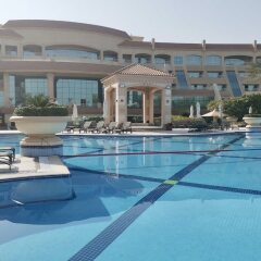 Al Raha Beach Hotel Villas бассейн фото 2