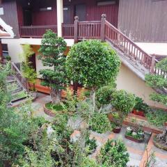 Bualuang Hotel